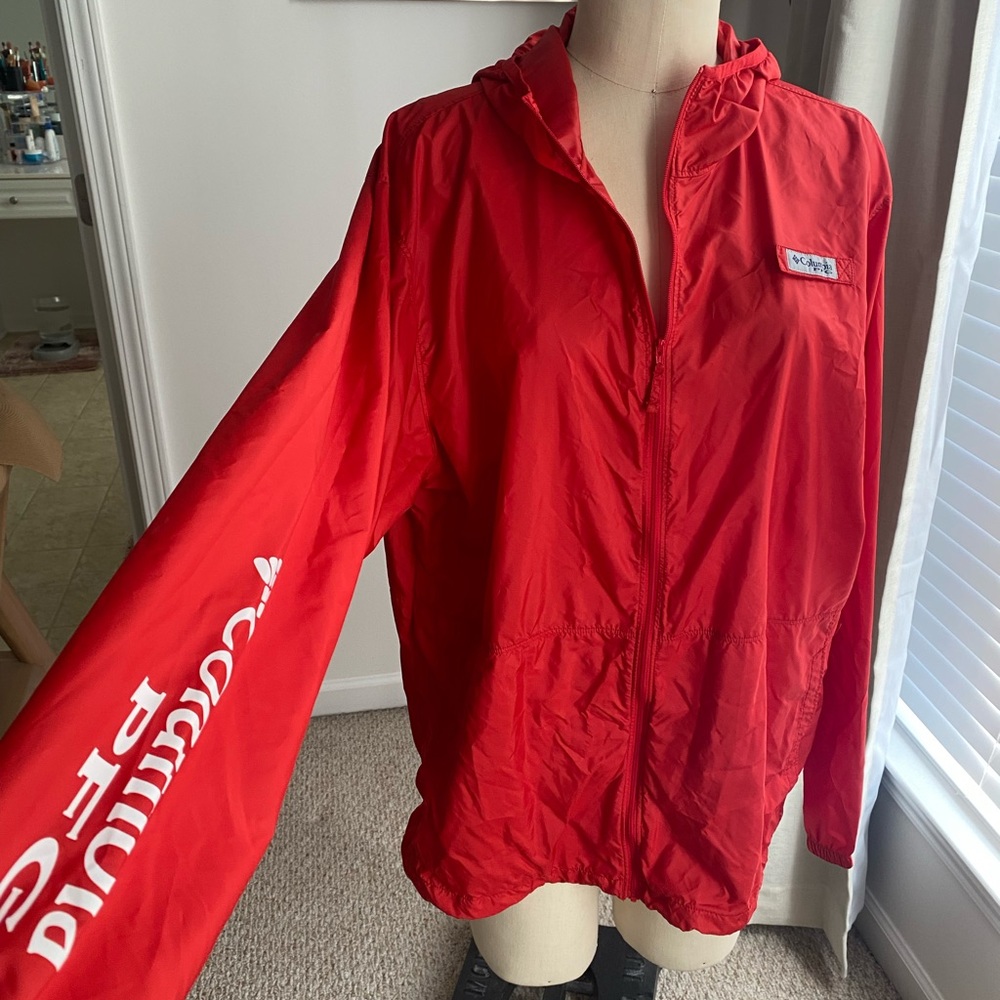 Columbia rain jacket/wind breaker